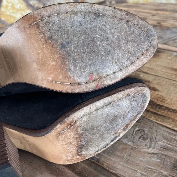 Women’s Rag and bone ankle booties size 36.5 chexk them out very nice thanks 🙏 - Picture 6 of 7